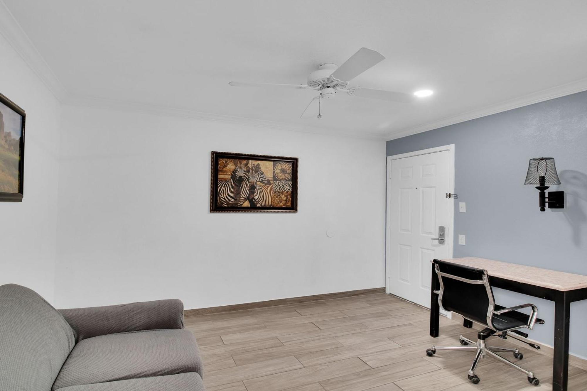 Three Rivers Executive Inn & Suites By Oyo Bagian luar foto